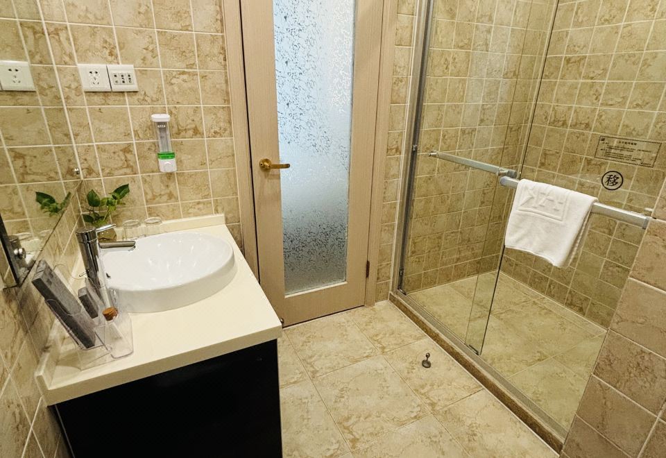 豪華大床房【靜謐舒適+品質洗護+乾濕分離+落地景】