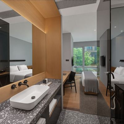 兩房兩衞一廳套房|全棉柔滑床品|洗衣機|獨立會客廳 盈舍輕奢S酒店（深圳蛇口海上世界店）優惠