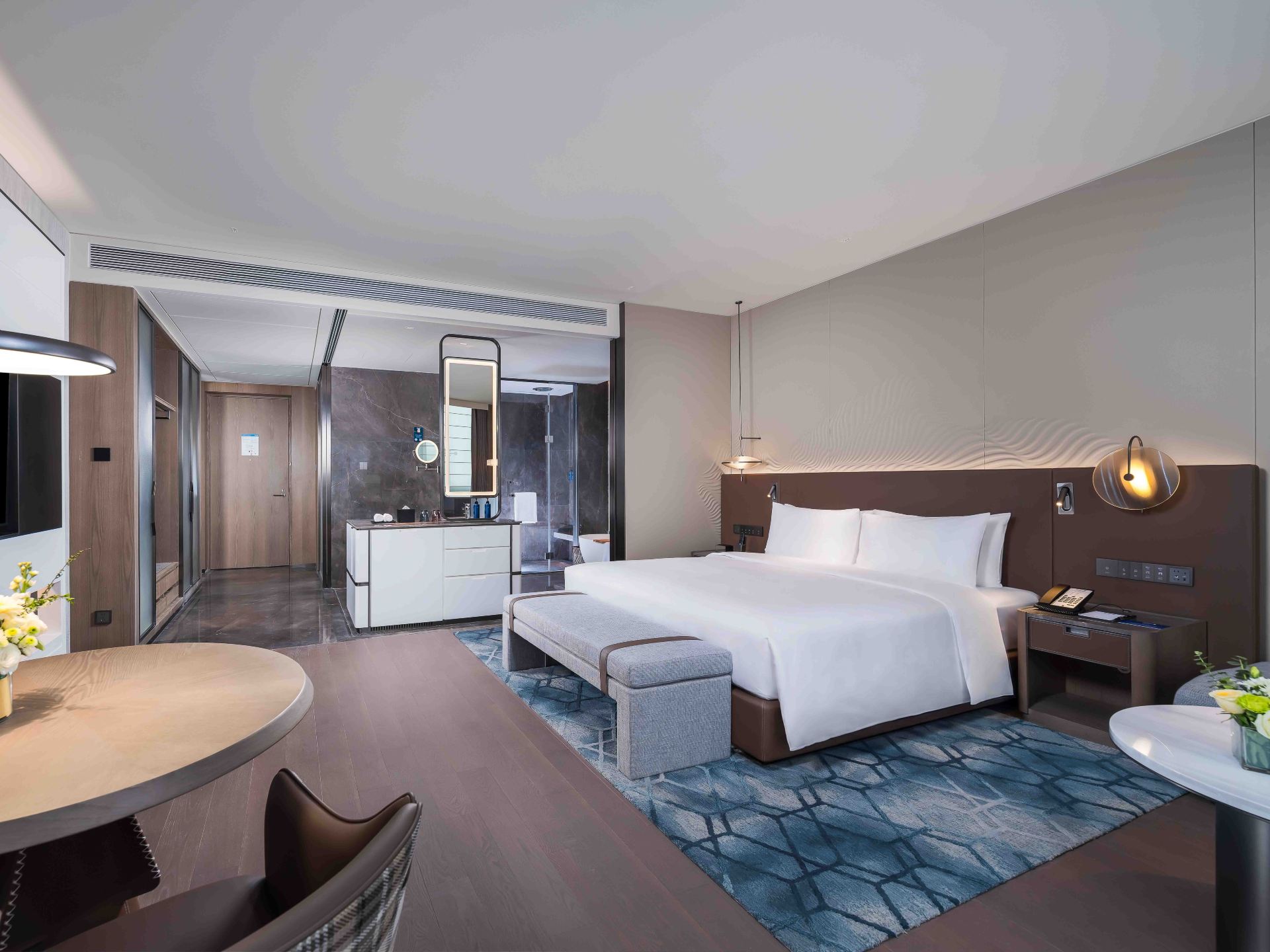 Premium King Room