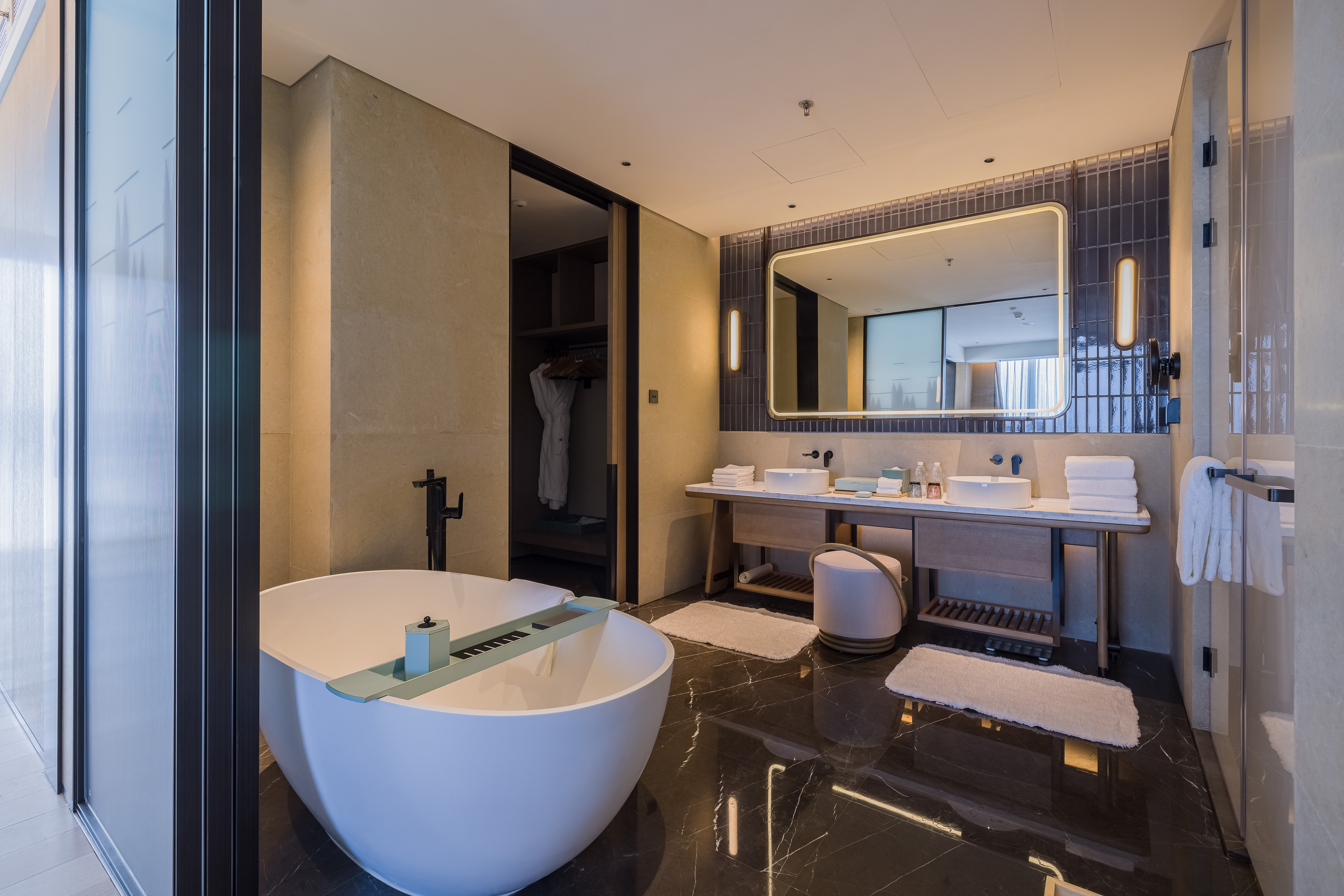 行政城景双床房