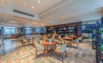 EHG Four Seasons Hotels Resorts(Beilun Chunxiao Wanren Beach store)