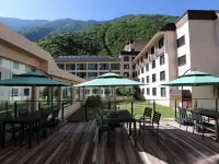 Rezen Hotel Jiuzhaigou Qianhe Hotel di Jiuzhaigou