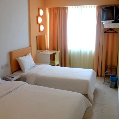 Deluxe Family Queen  Kupon YY38 Hotel