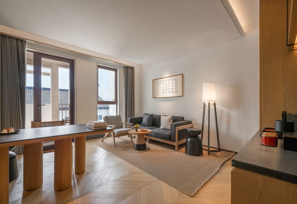 Pokkei Shaoxing HotelPule View Suite