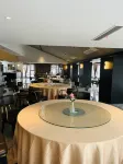 Yixi Hotel (Leshan High Speed Railway Station Shihao Plaza)