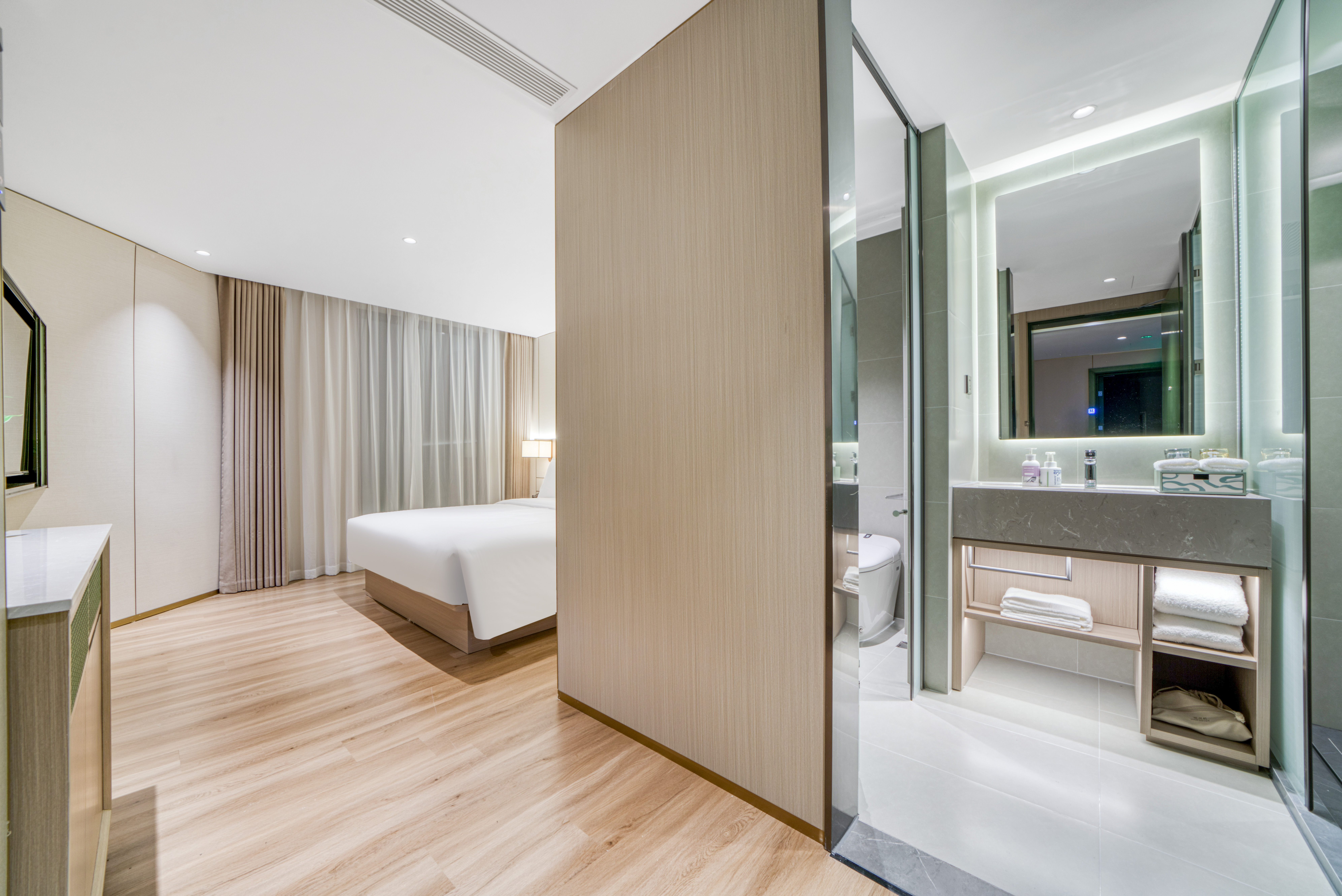 曼享舒适大床房