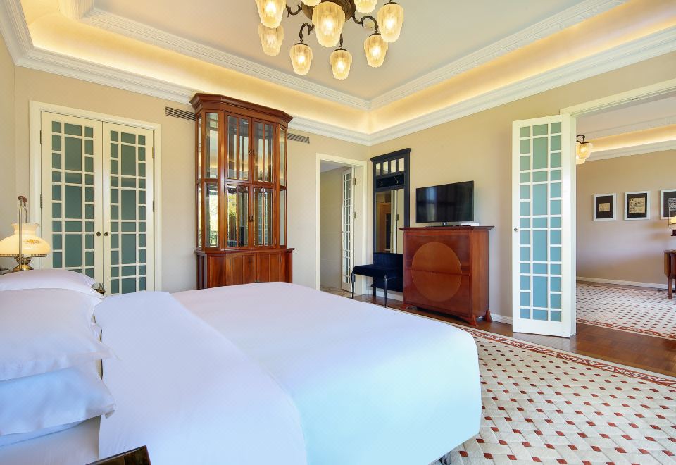 旧梦重温·尊享湖景行政套房（零压床垫+汗蒸房+超大浴缸）