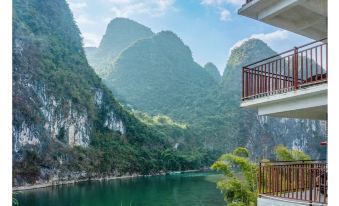 Yangshuo Bilin Holiday Inn (20 yuan RMB Scenic Area Branch)