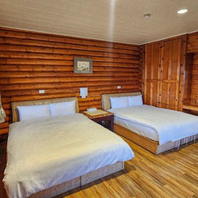 碧湖標準四人房 南投清境茲心園渡假山莊優惠