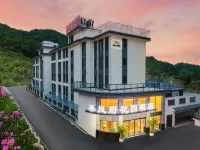 Cheerful Hotel（Hengdian World Studios branch）
