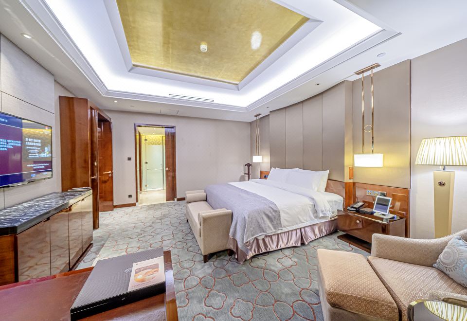 Zhaolin Grand Hotel BeijingBusiness Suite