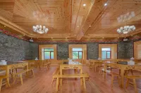 Luobu Starlight · Verdant · Valleys Luxury Camp Hotel (Kangding Xinduqiao Town)