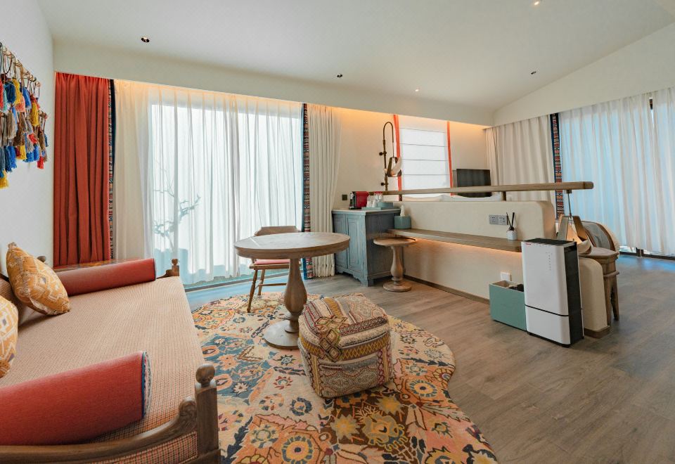 Queen Room
