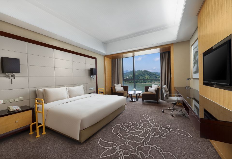 皇冠老友會大床房（銀發族）