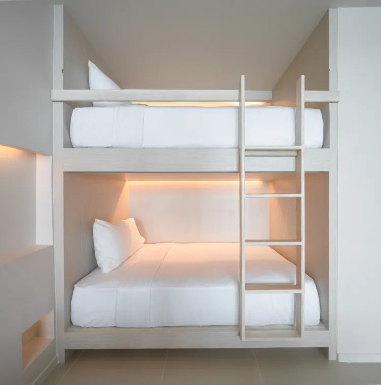 ห้องแฟมิลี่, ใช้สระว่ายน้ำได้