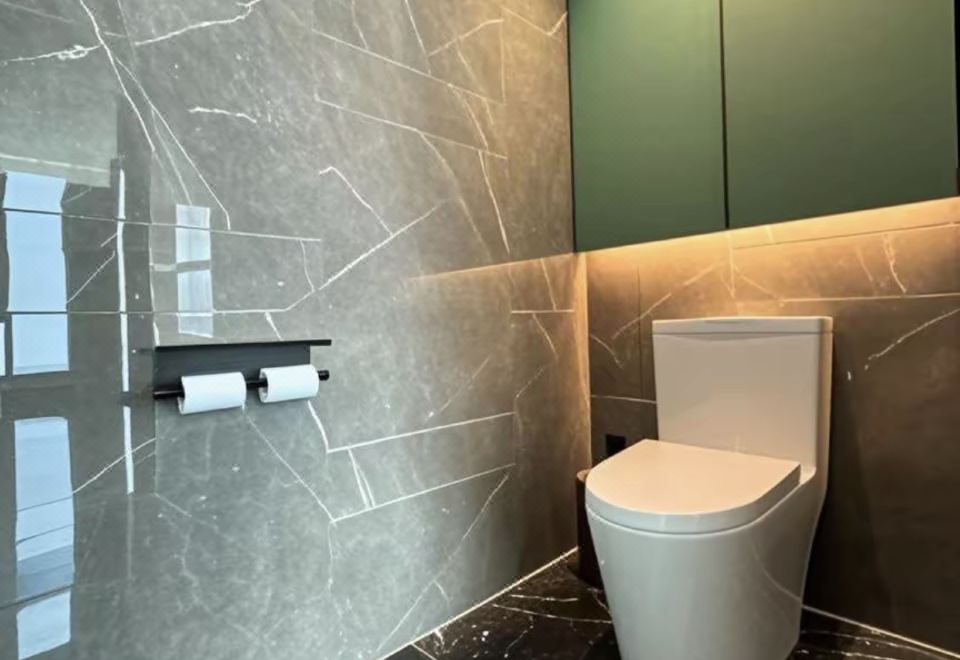 花園高級大床房【全景落地窗】