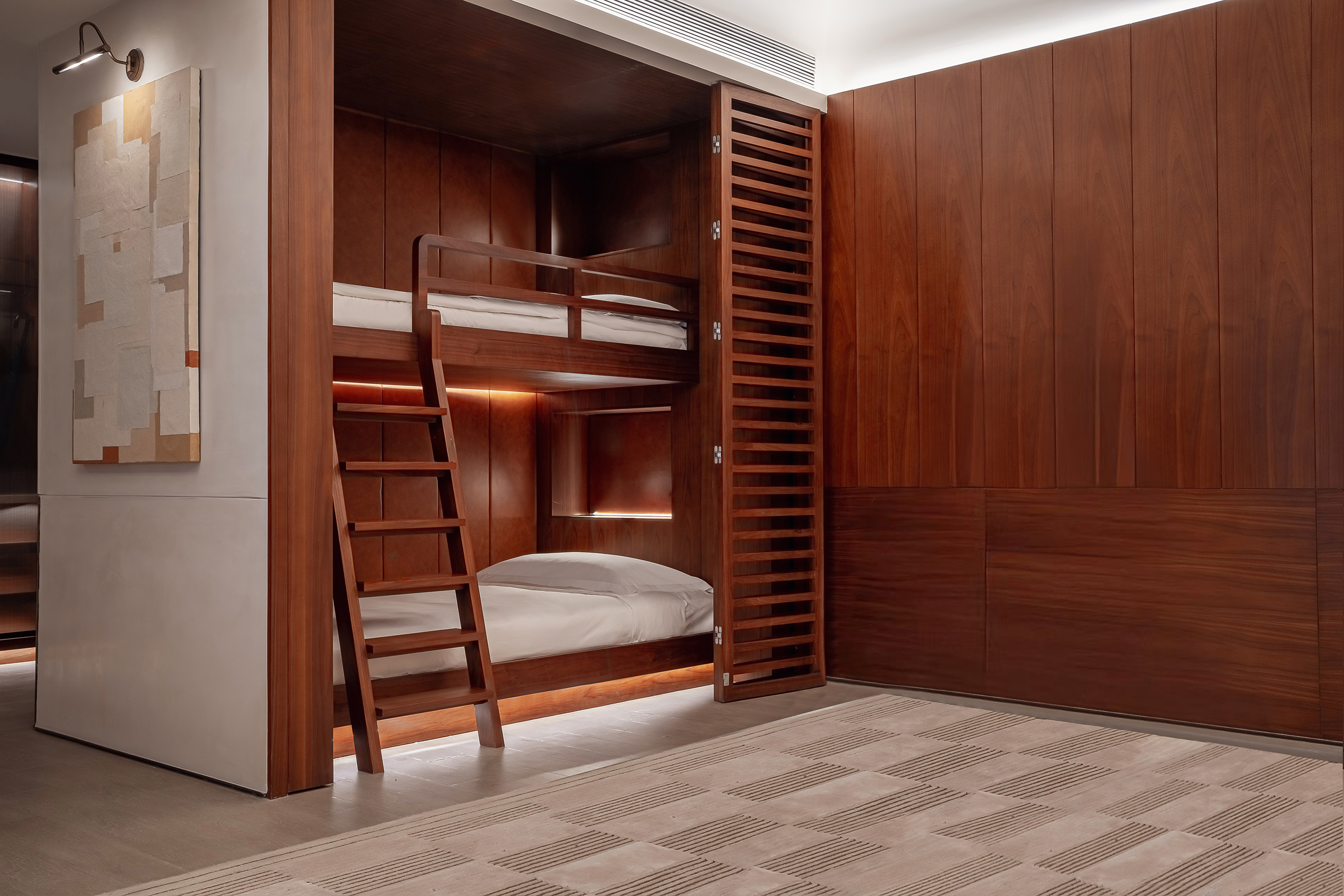 单卧海景套房-大床（带萌趣上下床）