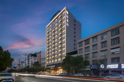 Huangting Hotel