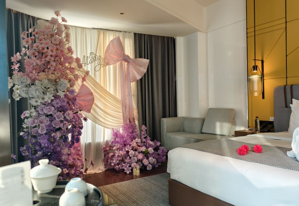 莫奈花海城景大床房