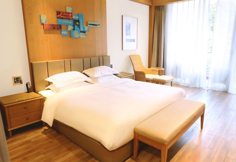 山語樓豪華大床房