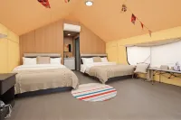 Hourglass · Star Chaser | PURE WHITE Desert Art Stay Hotels in 