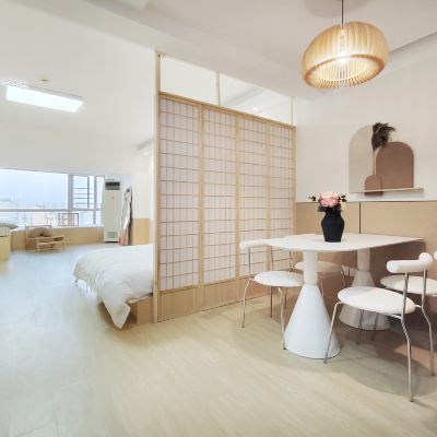 遊金陵影院三大床套房 南京花椒宿影院飯店公寓（夫子廟景區店）優惠