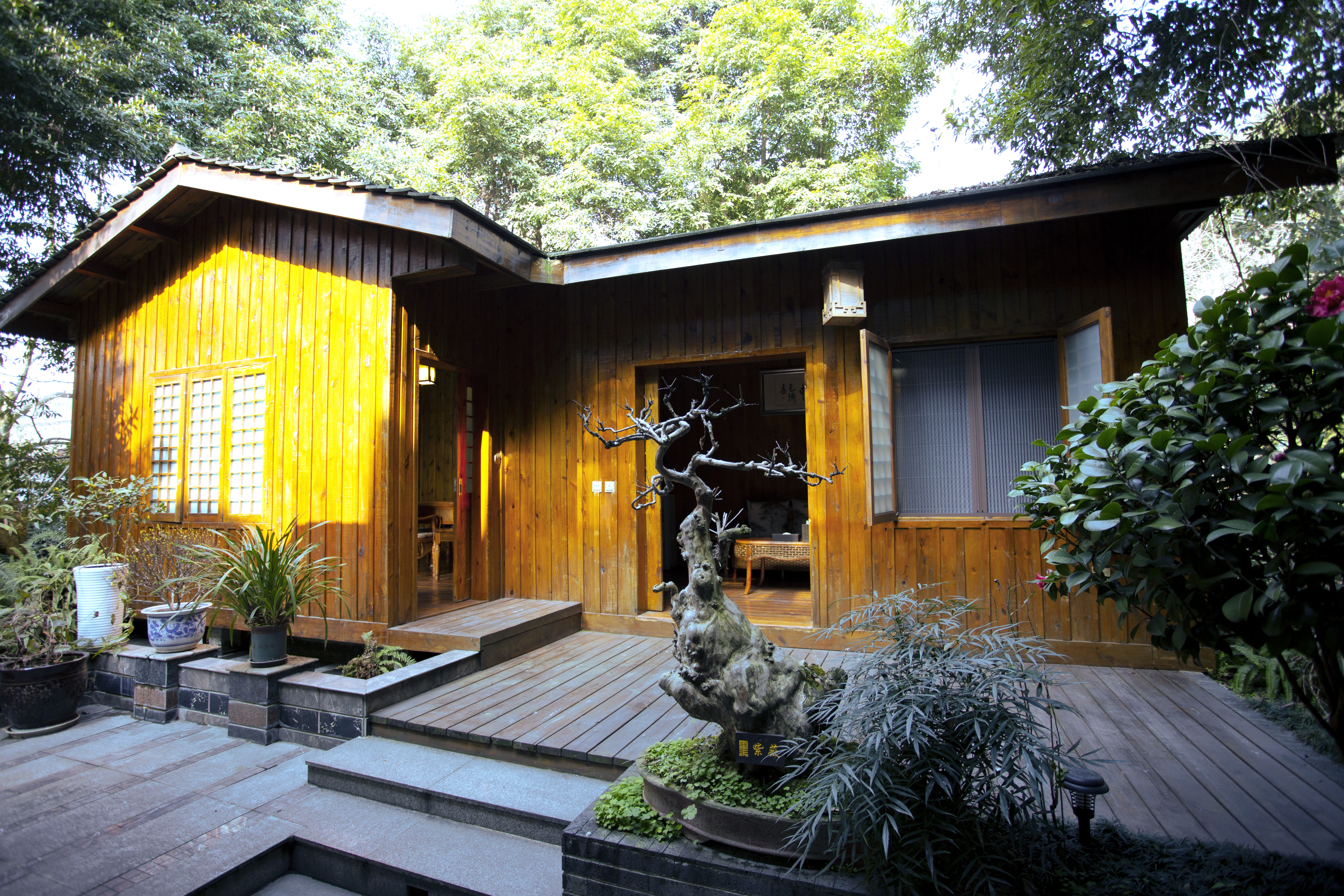 Huifeng Hotel贵宾套房