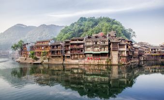 Yujiangyue·Natural Aesthetics Designer View of the Lijiang River View Beauty