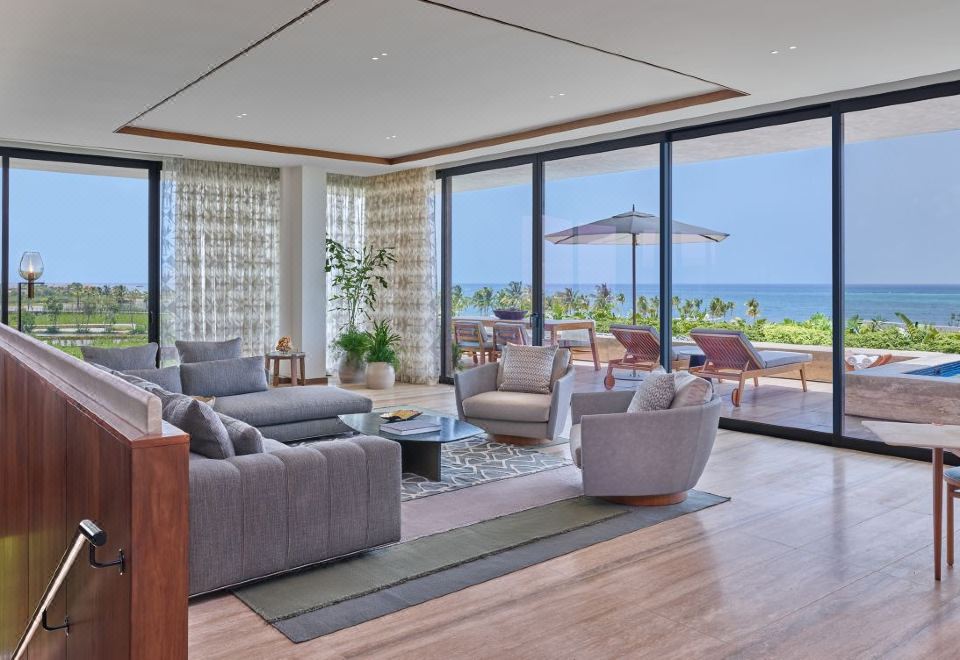 2 卧室總統套房， 卧室1:1張特大床 ， 卧室2:2張大床， 海景， 轉角房， 水池