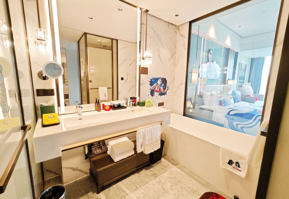 經典奧特曼主題房（大床）