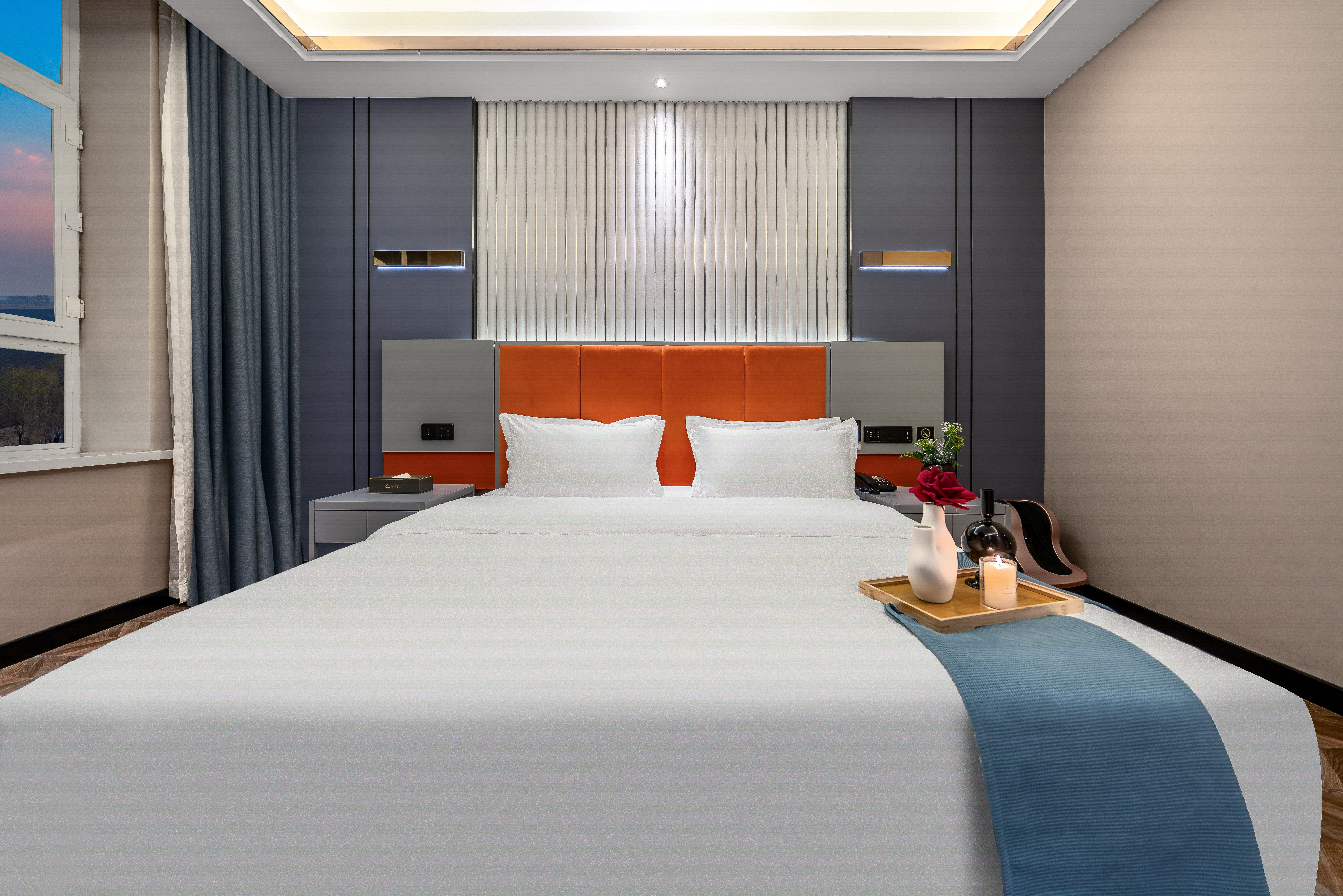 轻奢大床房【零压记忆棉床垫+智能马桶+腿足按摩器】