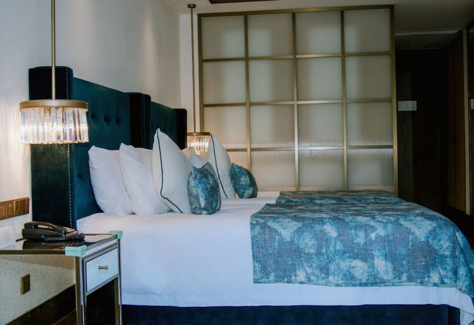 Hangzhou SENBO Nature Park and ResortSuperior 2-bed Room