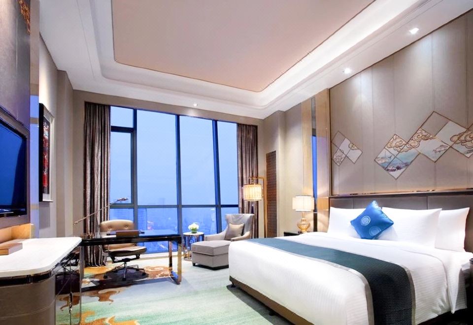 行政套房（城市山景+奢享空間+深睡床墊）