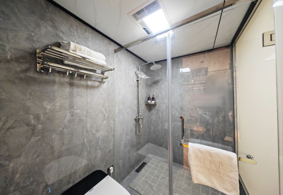 復式-娛樂雙床房