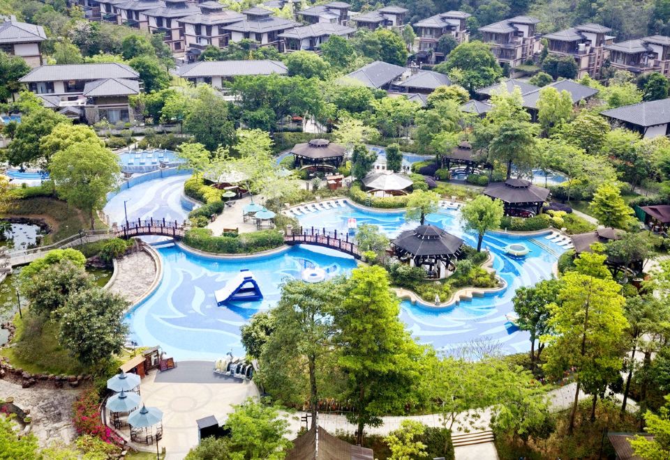 园景标准大床房