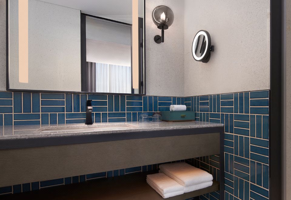 Four Points by Sheraton, Tianjin National Convention and Exhibition CenterBoutique 2-bed Room