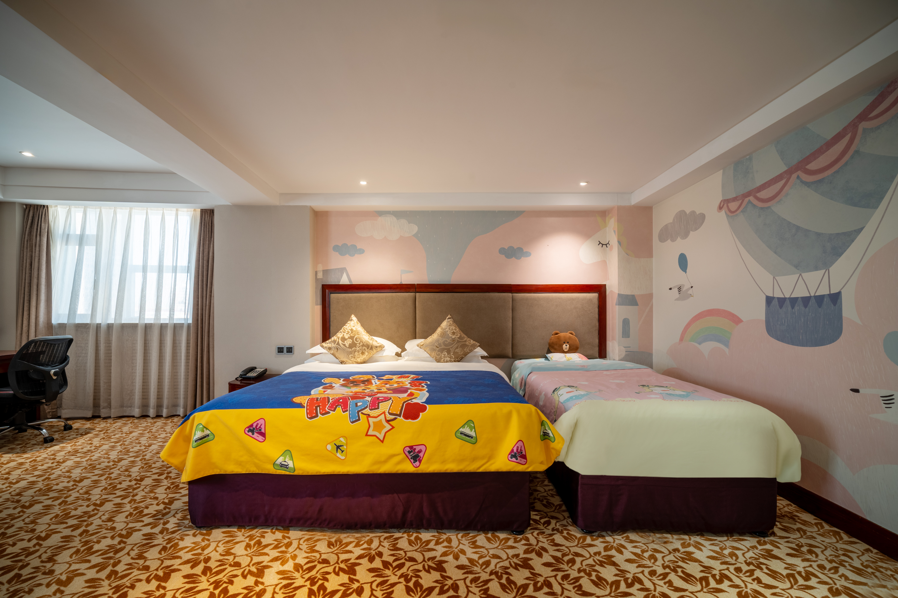 New Paris Hotel巴黎家庭房主题房·玩具·帐篷