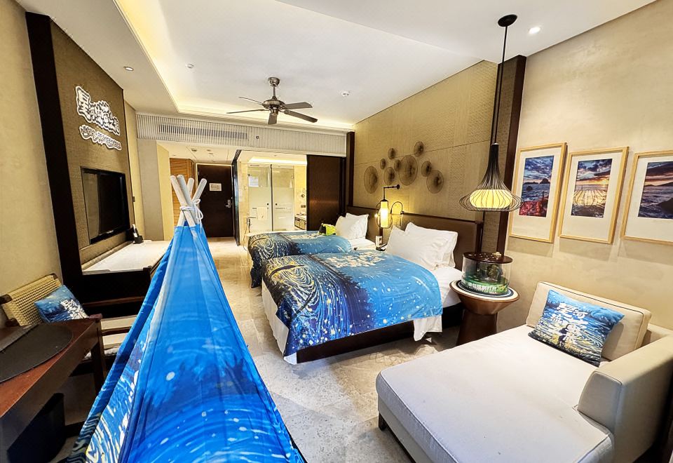 豪华园景萤火虫主题双床房