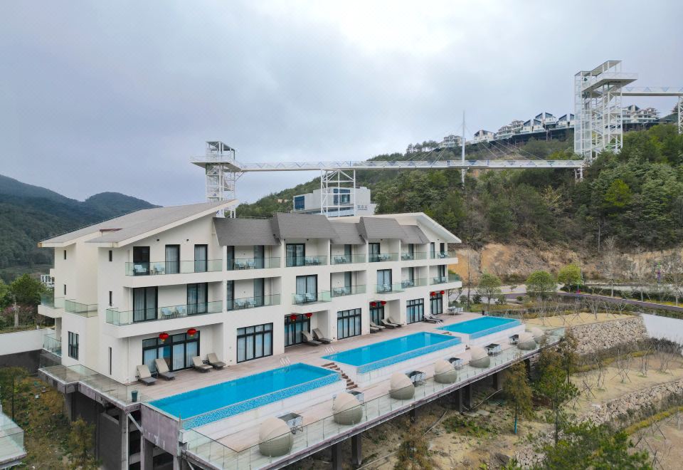 近水·四卧别墅