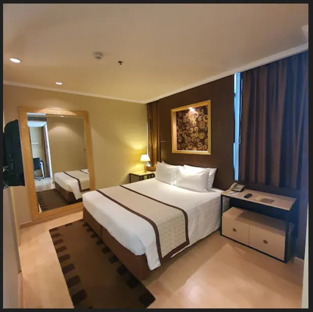 Grand One-Bedroom Plus