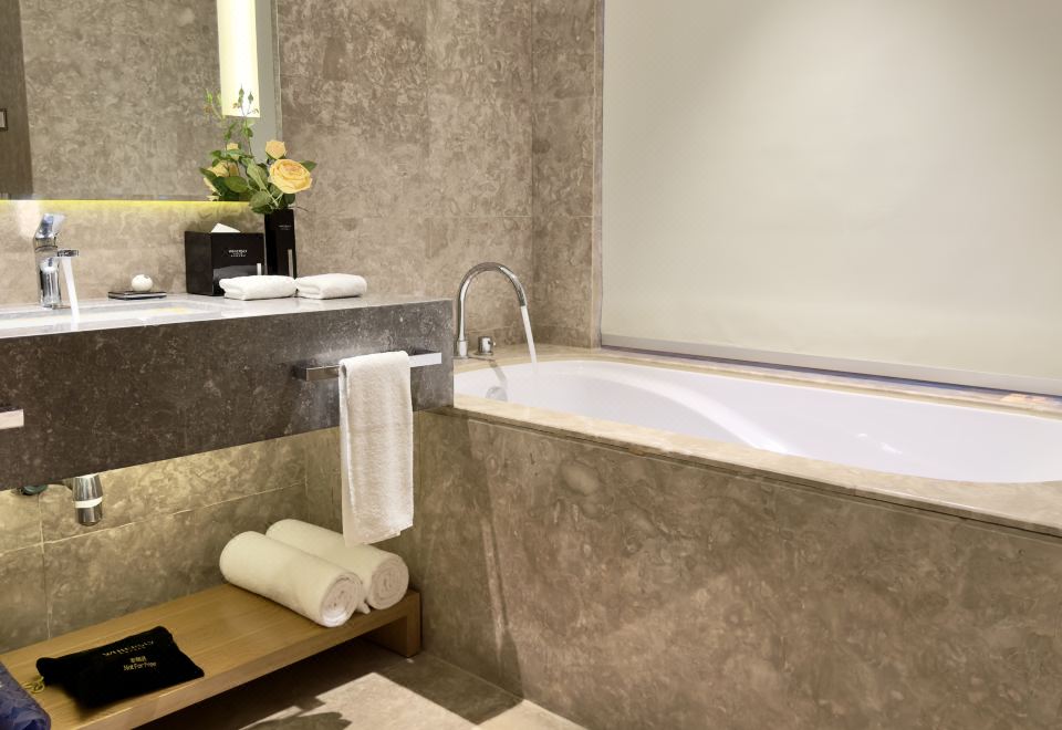 沉浸观影?影音大床房|巨幕观影|影视会员