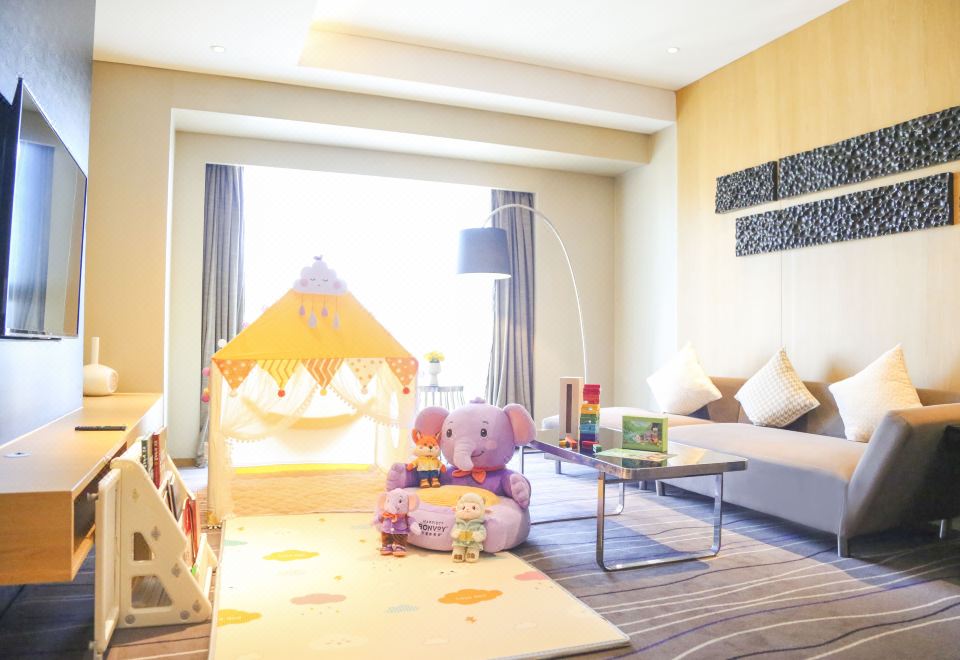 诺亚的丛林探险主题亲子房