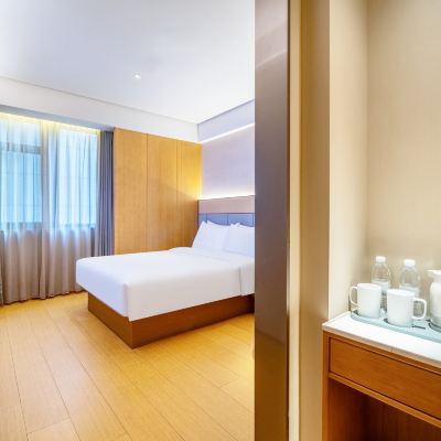 大床房 全季飯店（杭州西湖湖濱二輕大廈店）優惠