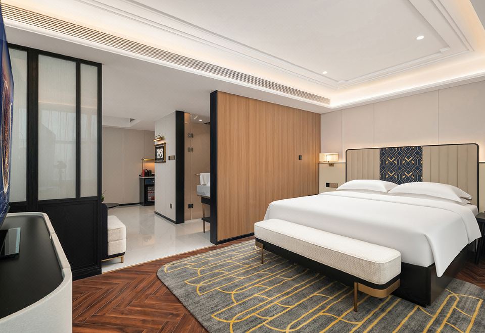 行政尊享套房（功夫茶具-乳膠枕頭-智能客控）