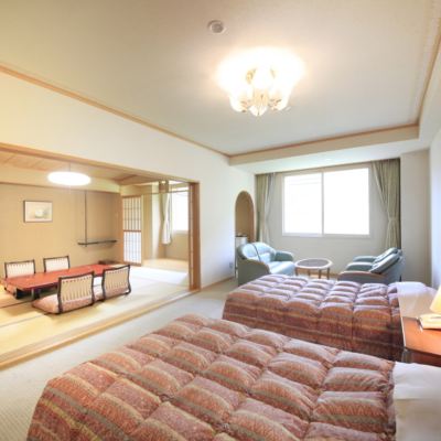 Deluxe Japanese-Western style room (10 tatami mats + Semi-Double Twin)