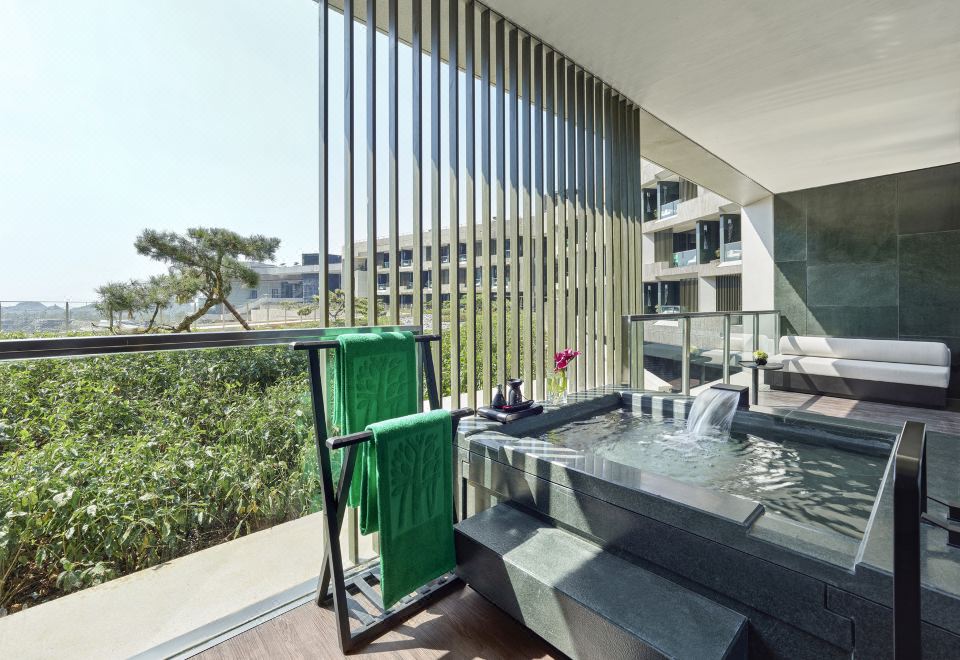 Banyan Tree Nanjing Garden ExpoSuite - 2-Bedroom