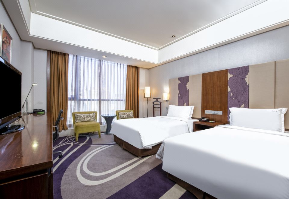 Holiday Inn Qingdao City CentreHoliday Executive Room (2 Beds)