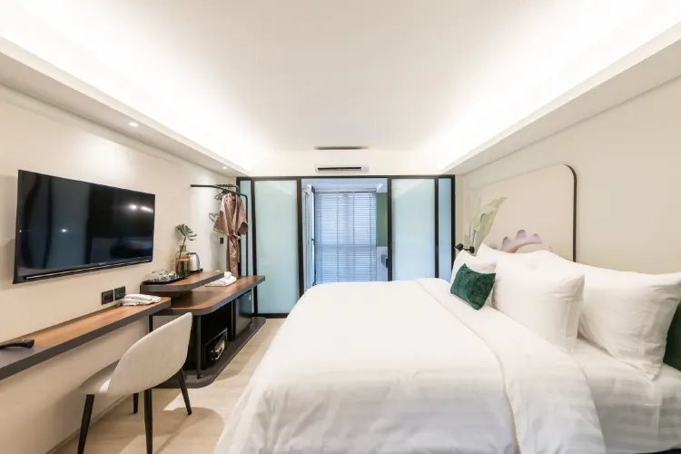 ห้องดีลักซ์สำหรับสามท่าน