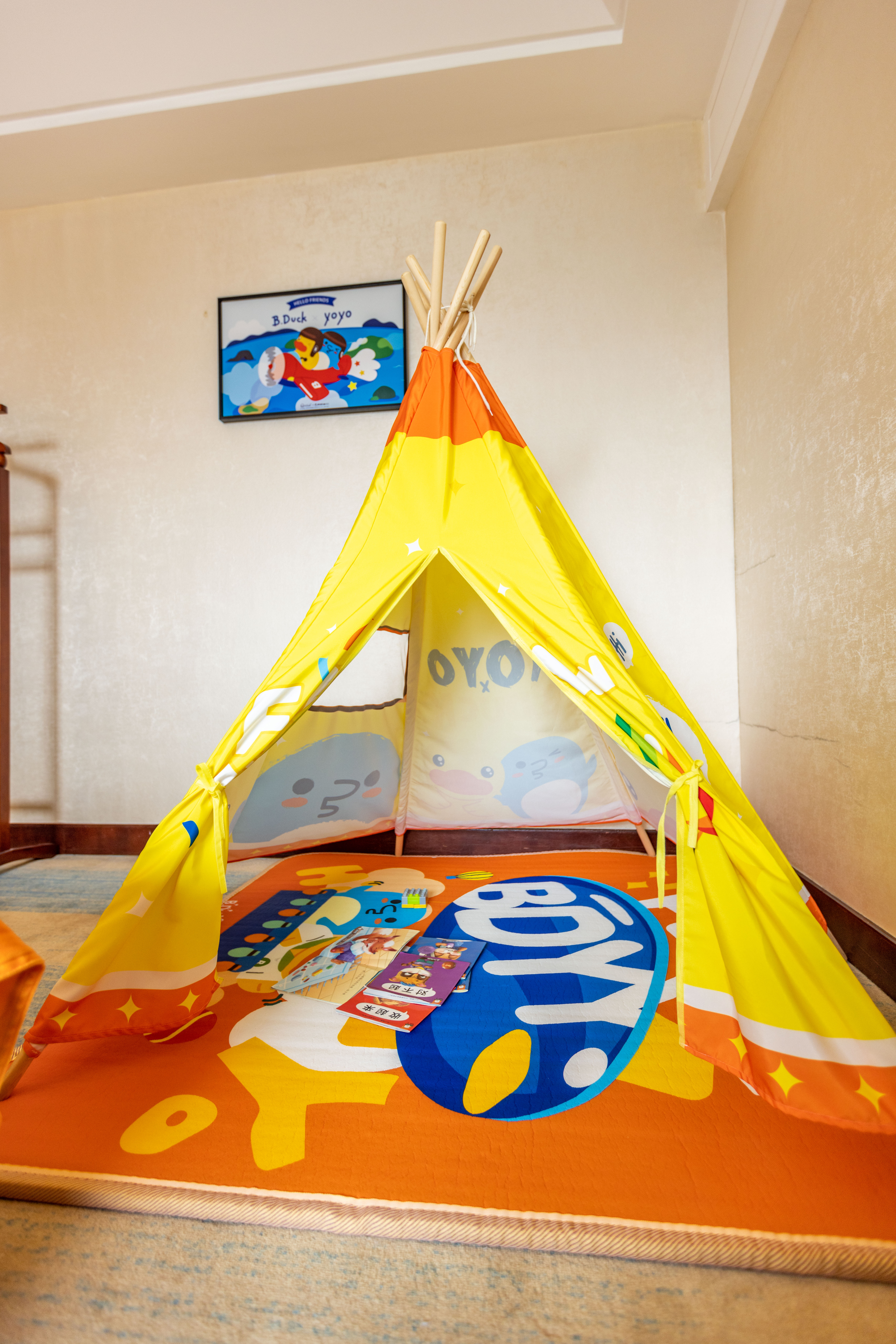 小黄鸭主题亲子套房