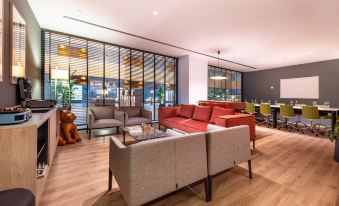 INNSiDE by Meliá Barcelona Aeropuerto - Housity
